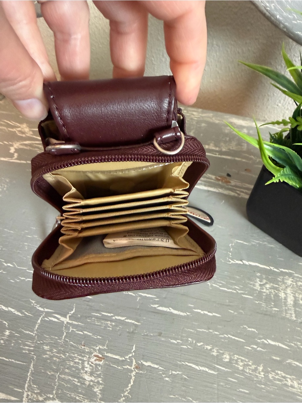 Travelon Maroon Zip Wallet with Branded Pulls - Picture 6 of 13